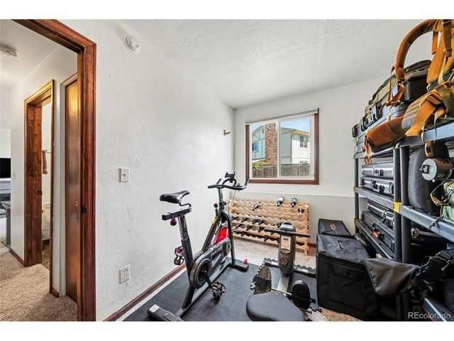 2138 Daley Dr, Longmont, CO 80501