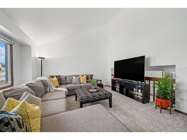 2138 Daley Dr, Longmont, CO 80501