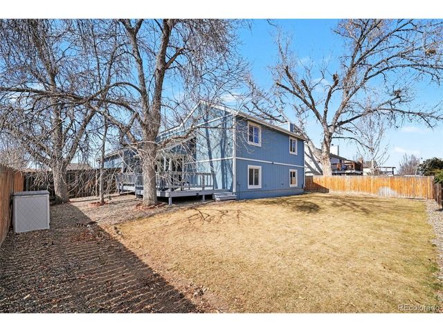 2138 Daley Dr, Longmont, CO 80501