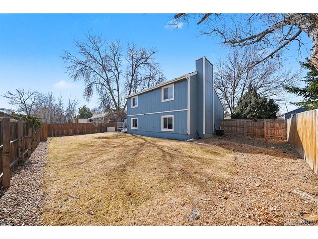 2138 Daley Dr, Longmont, CO 80501