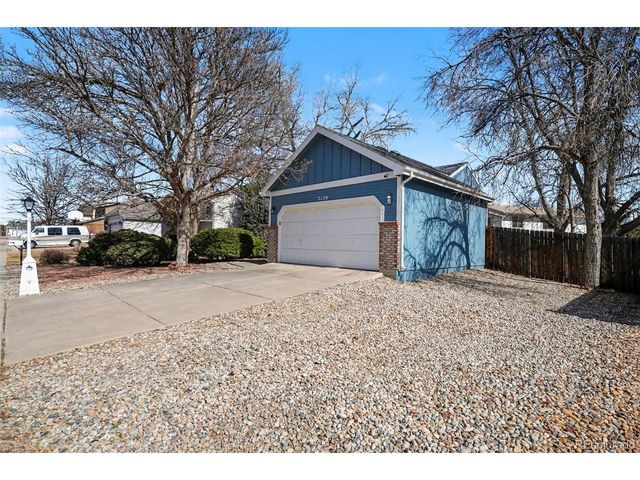 2138 Daley Dr, Longmont, CO 80501