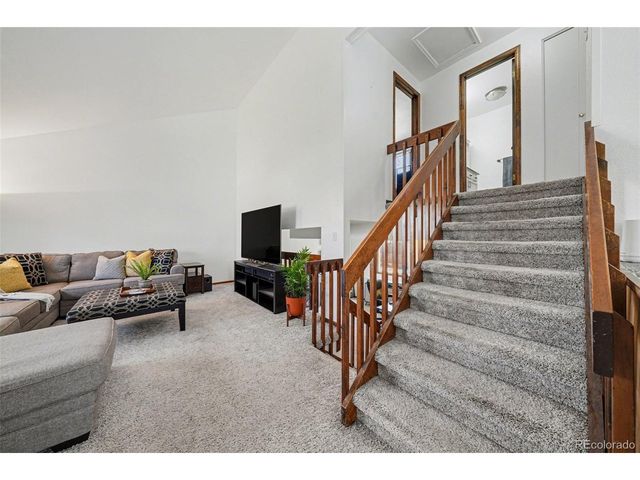 2138 Daley Dr, Longmont, CO 80501