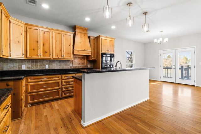 231 North Point Rd, Trinity, TX 75862