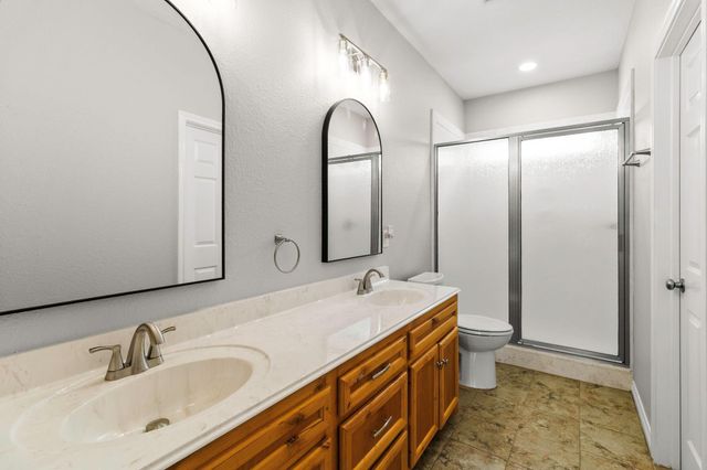 231 North Point Rd, Trinity, TX 75862