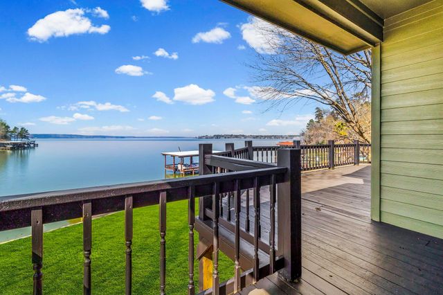 231 North Point Rd, Trinity, TX 75862