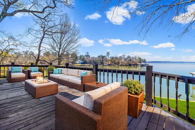 231 North Point Rd, Trinity, TX 75862