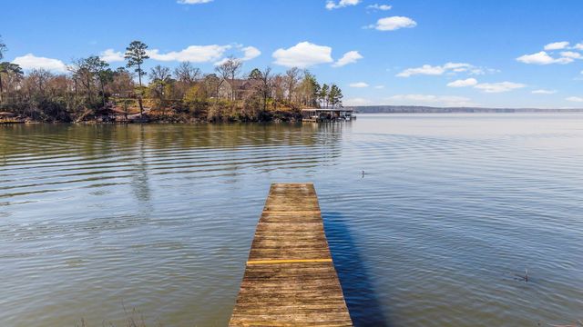 231 North Point Rd, Trinity, TX 75862