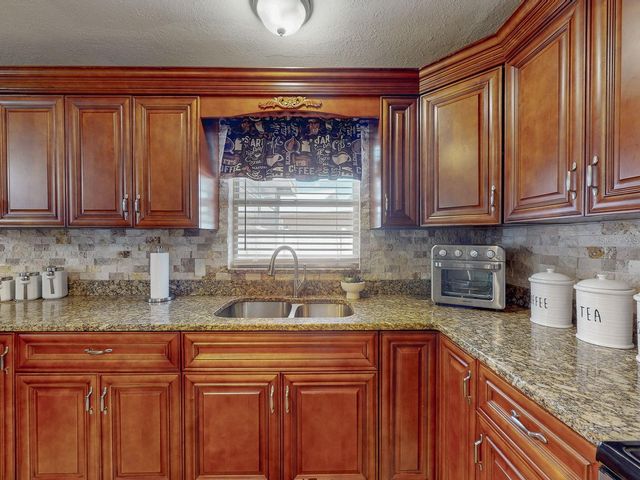 5763 55TH TERRACE N, Kenneth City, FL 33709