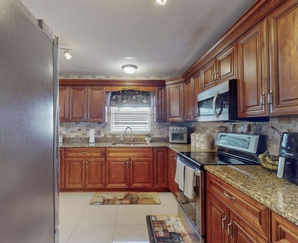 5763 55TH TERRACE N, Kenneth City, FL 33709