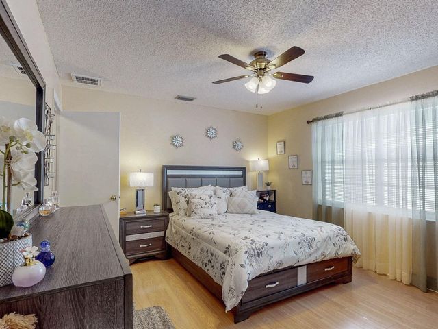 5763 55TH TERRACE N, Kenneth City, FL 33709