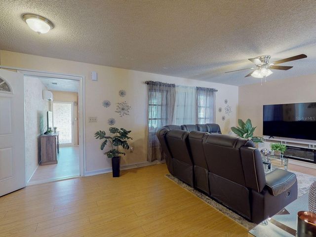 5763 55TH TERRACE N, Kenneth City, FL 33709