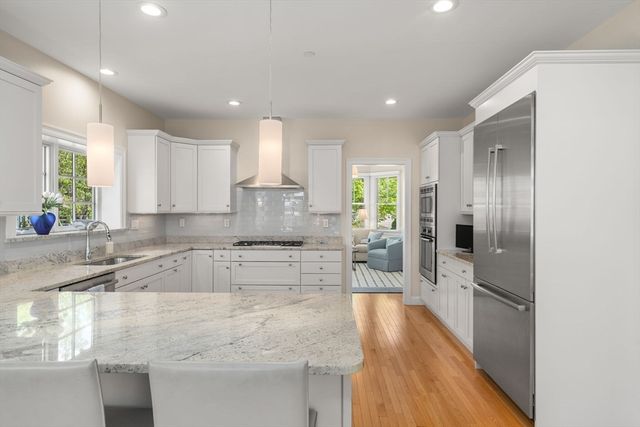 65 S Cottage Rd 119, Belmont, MA 02478