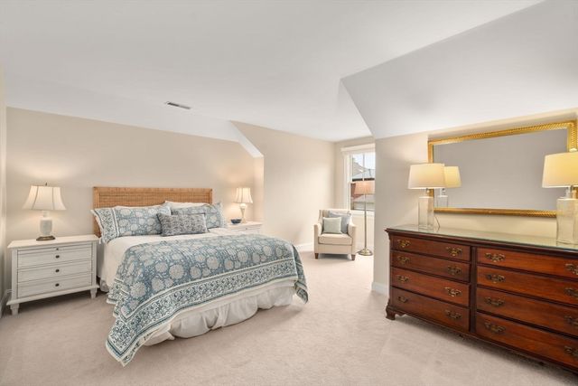65 S Cottage Rd 119, Belmont, MA 02478