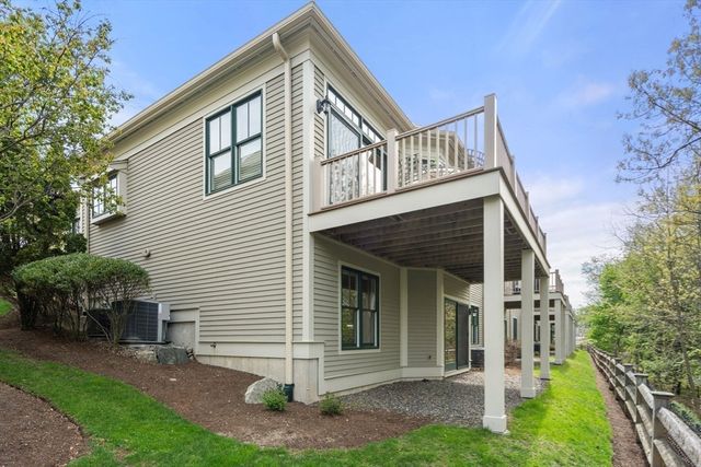 65 S Cottage Rd 119, Belmont, MA 02478