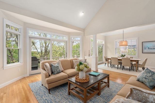 65 S Cottage Rd 119, Belmont, MA 02478