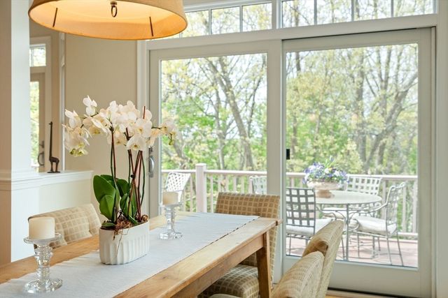 65 S Cottage Rd 119, Belmont, MA 02478