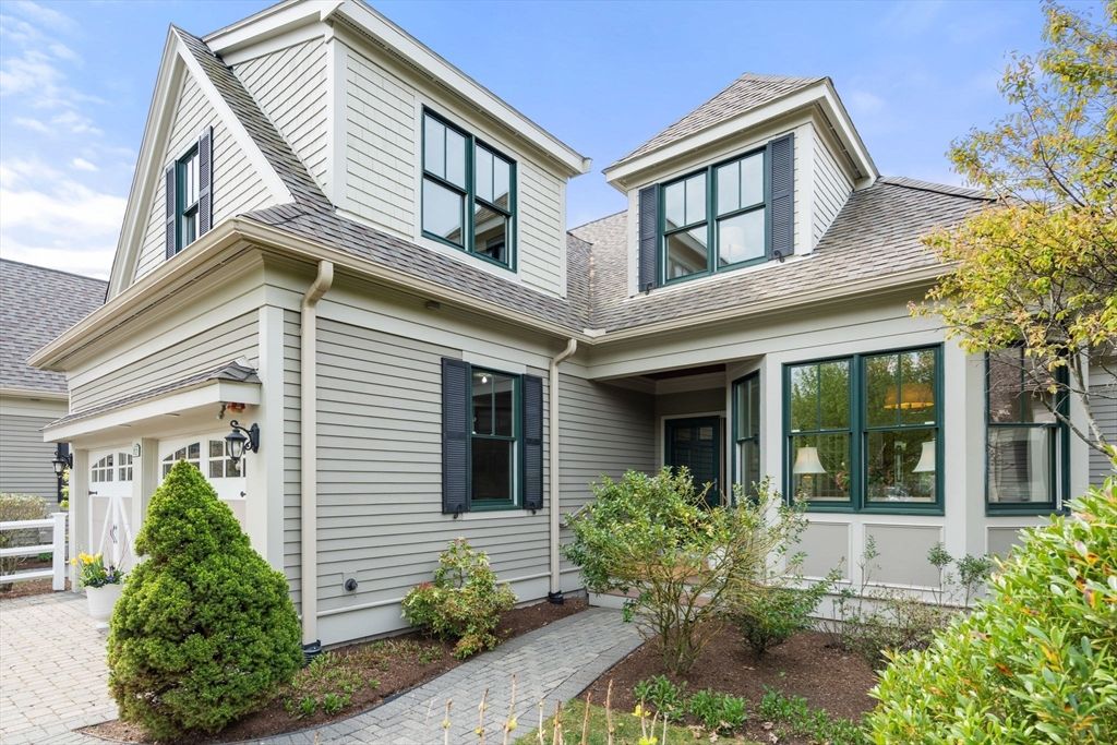 65 S Cottage Rd 119, Belmont, MA 02478