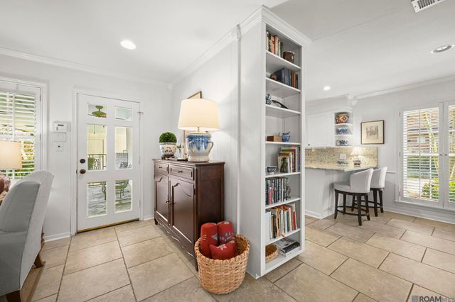 9325 Blueridge Dr, Baton Rouge, LA 70809