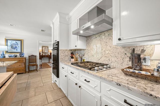 9325 Blueridge Dr, Baton Rouge, LA 70809