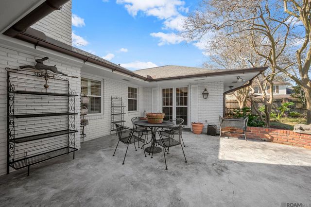 9325 Blueridge Dr, Baton Rouge, LA 70809