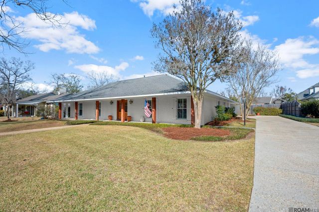 9325 Blueridge Dr, Baton Rouge, LA 70809