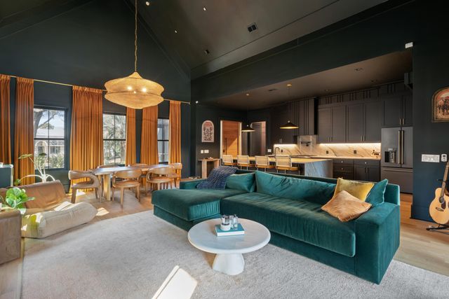 641 Coral Street, Mount Pleasant, SC 29464