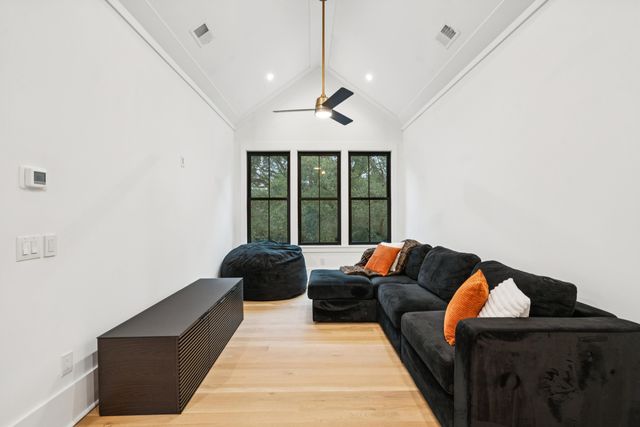 641 Coral Street, Mount Pleasant, SC 29464