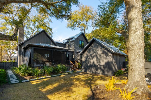 641 Coral Street, Mount Pleasant, SC 29464