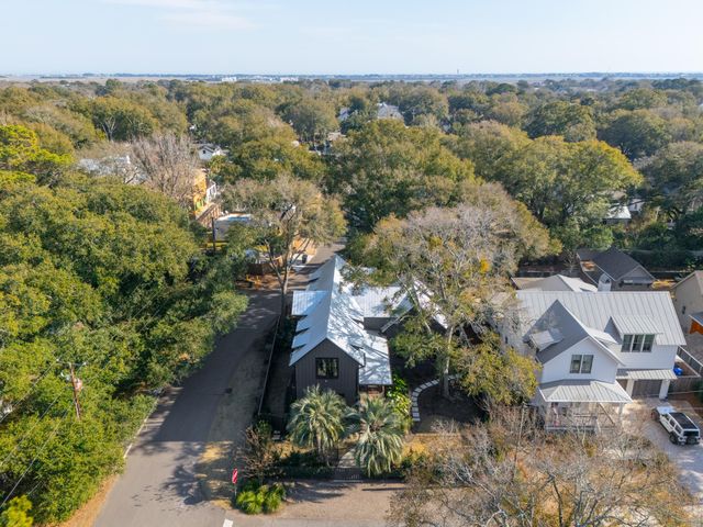 641 Coral Street, Mount Pleasant, SC 29464