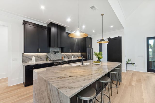 641 Coral Street, Mount Pleasant, SC 29464