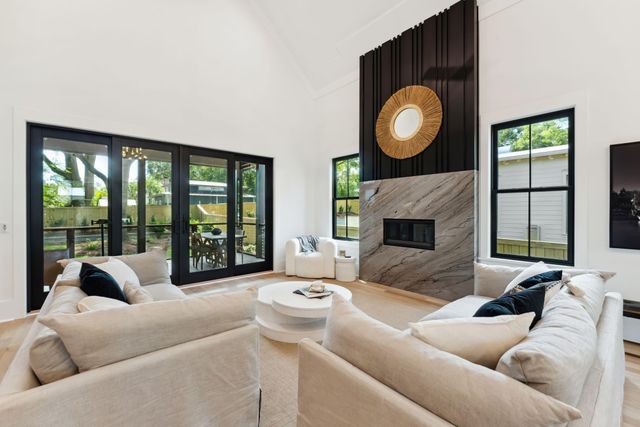 641 Coral Street, Mount Pleasant, SC 29464