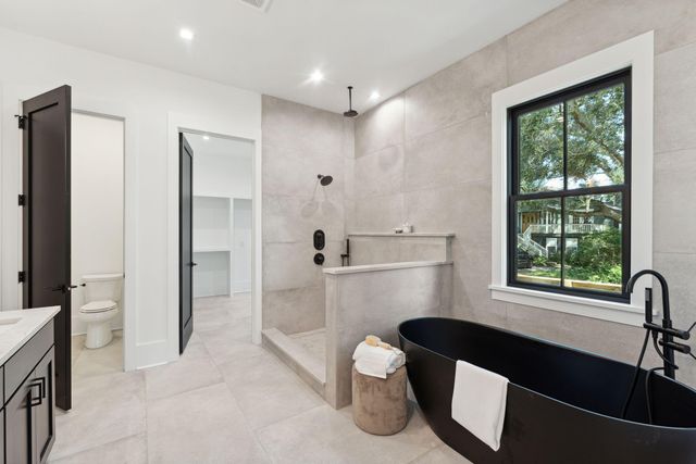 641 Coral Street, Mount Pleasant, SC 29464