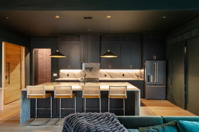 641 Coral Street, Mount Pleasant, SC 29464