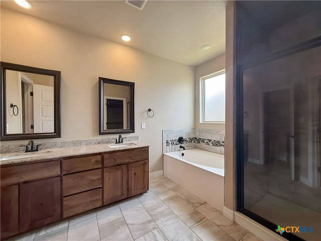 8500 Platinum Drive, Killeen, TX 76542