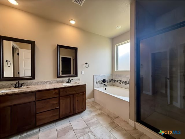 8500 Platinum Drive, Killeen, TX 76542