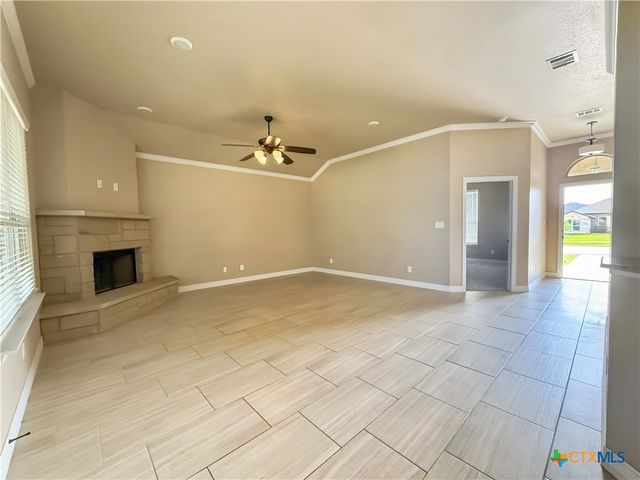 8500 Platinum Drive, Killeen, TX 76542