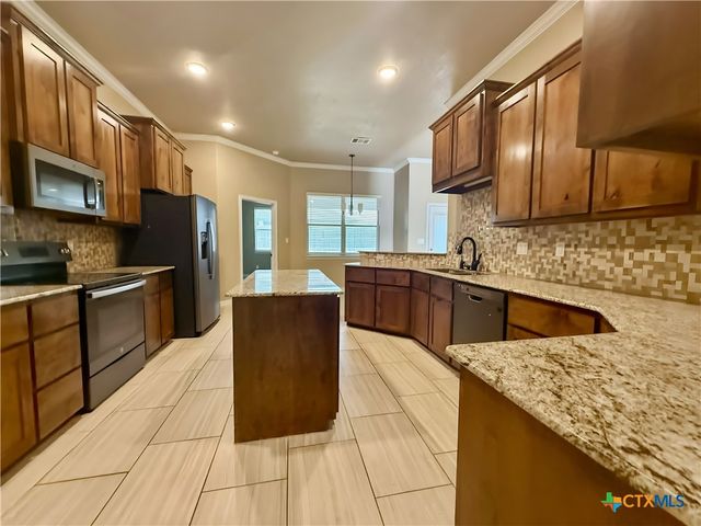 8500 Platinum Drive, Killeen, TX 76542
