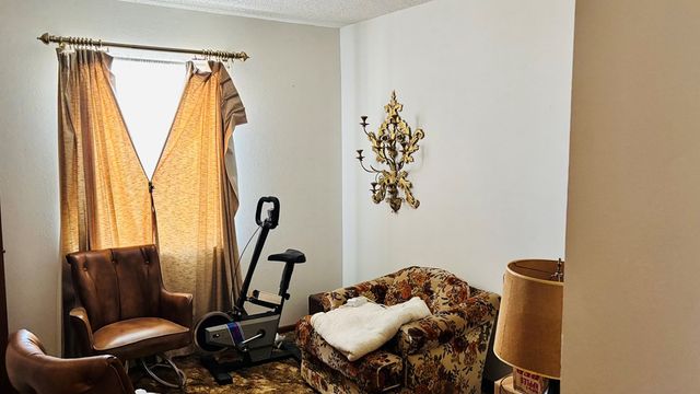 318 S Loma Vista Dr, Kerrville, TX 78028