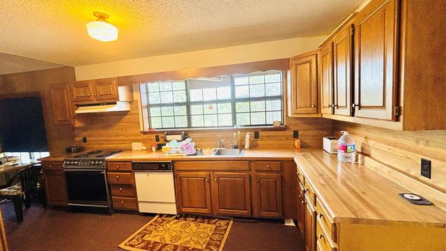 318 S Loma Vista Dr, Kerrville, TX 78028