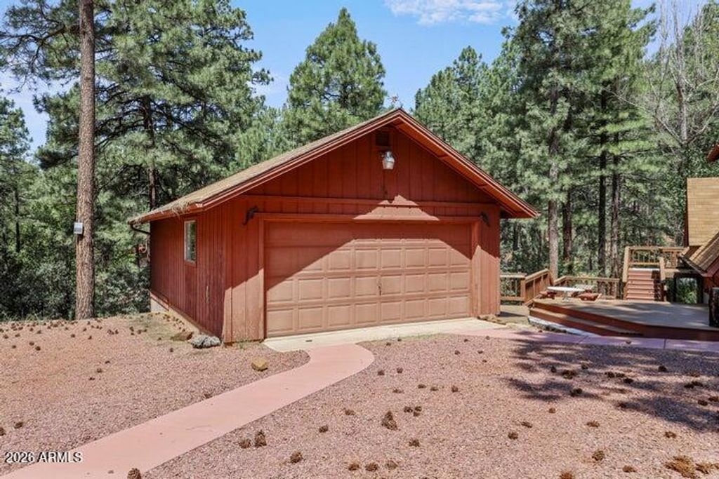 Image 13 of property listing at 8884 W TONTO RIM Drive, Pine, AZ 85544
