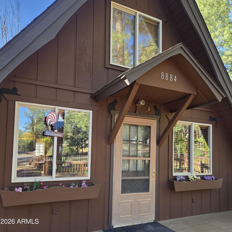 Image 2 of property listing at 8884 W TONTO RIM Drive, Pine, AZ 85544