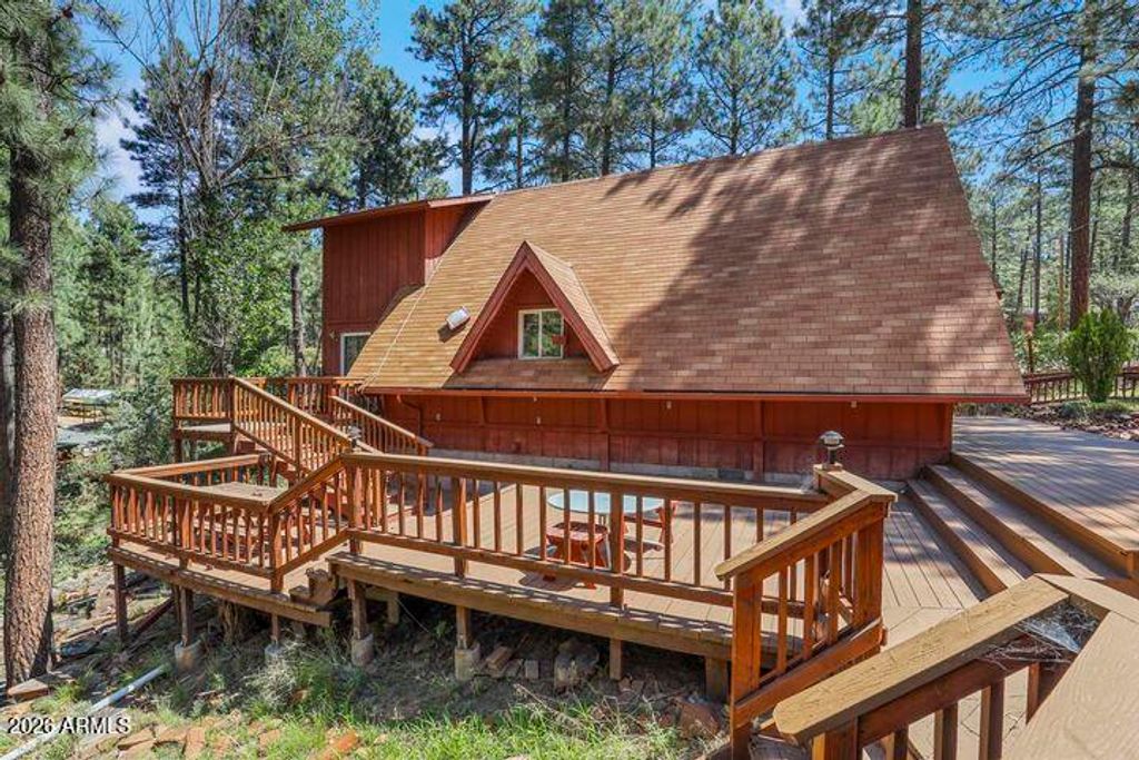 Image 5 of property listing at 8884 W TONTO RIM Drive, Pine, AZ 85544