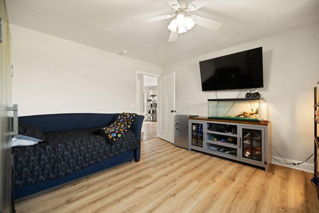 219 Brook Drive, Jeffersonville, KY 40337