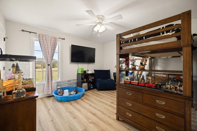 219 Brook Drive, Jeffersonville, KY 40337