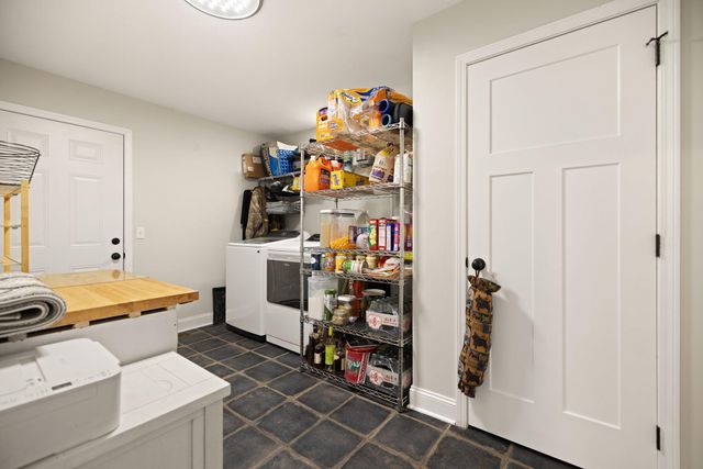 219 Brook Drive, Jeffersonville, KY 40337