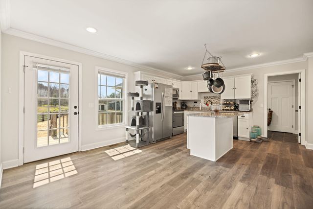 219 Brook Drive, Jeffersonville, KY 40337