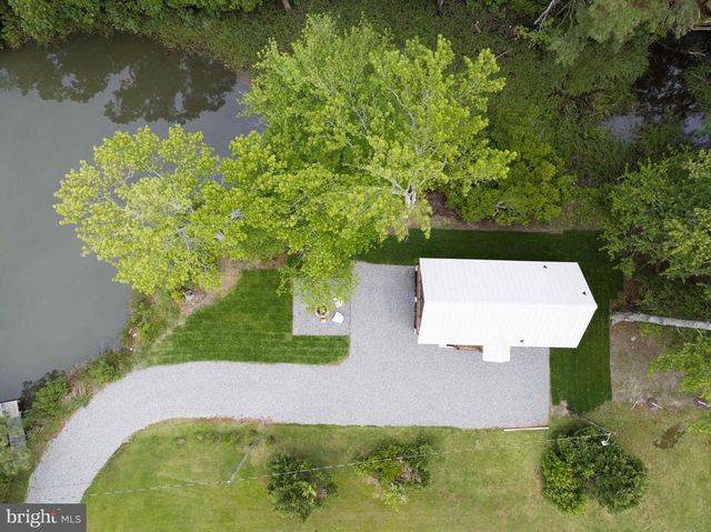 138 DELTA DR, Deltaville, VA 23043