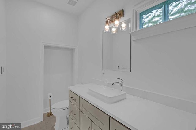 138 DELTA DR, Deltaville, VA 23043