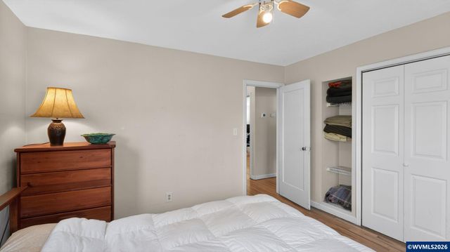 651 Wayne Dr N, Keizer, OR 97303