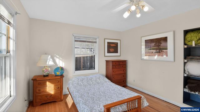 651 Wayne Dr N, Keizer, OR 97303